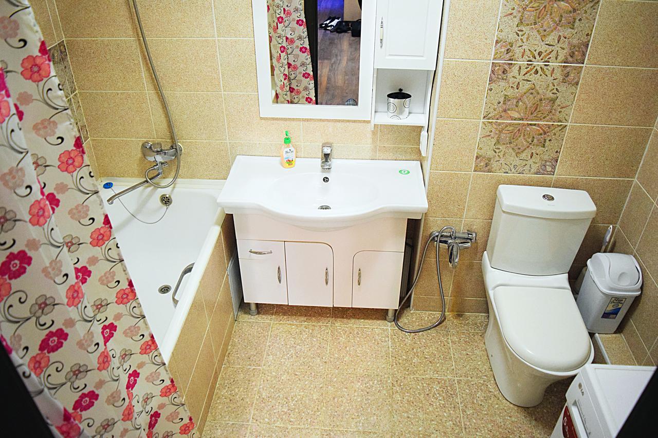 Bishkek House Apartament ภายนอก รูปภาพ