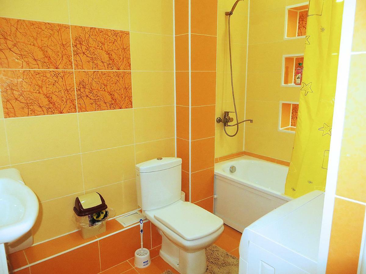 Bishkek House Apartament ภายนอก รูปภาพ